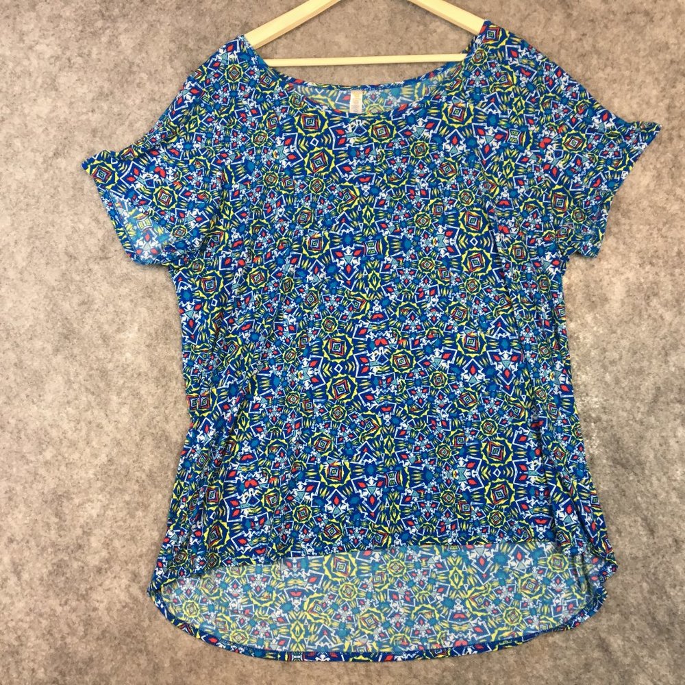 LuLaRoe T Shirt 3X Short Sleeve High Low Knit Geometric Print Blue Casual Scoop